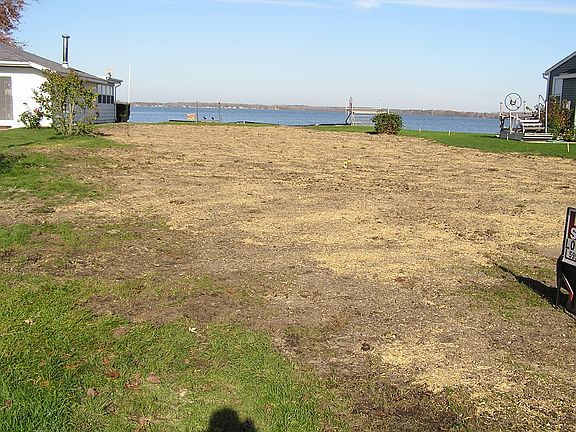 60 feet of lake front