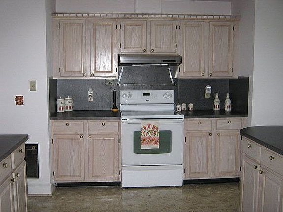 4th image of 327 Osprey Dr