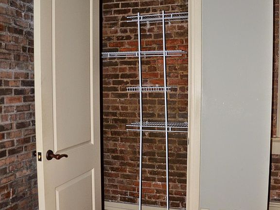 4th image of 2227 1st Ave S APT 201