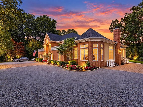 4th image of 6 Carman Road