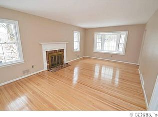 10 Duncott Rd, Fairport, NY 14450