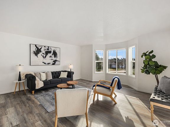4th image of 7128 34th Avenue NE