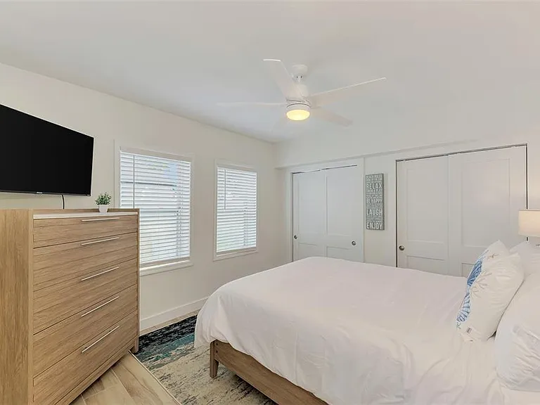 1731 Redwood St — Photo 25