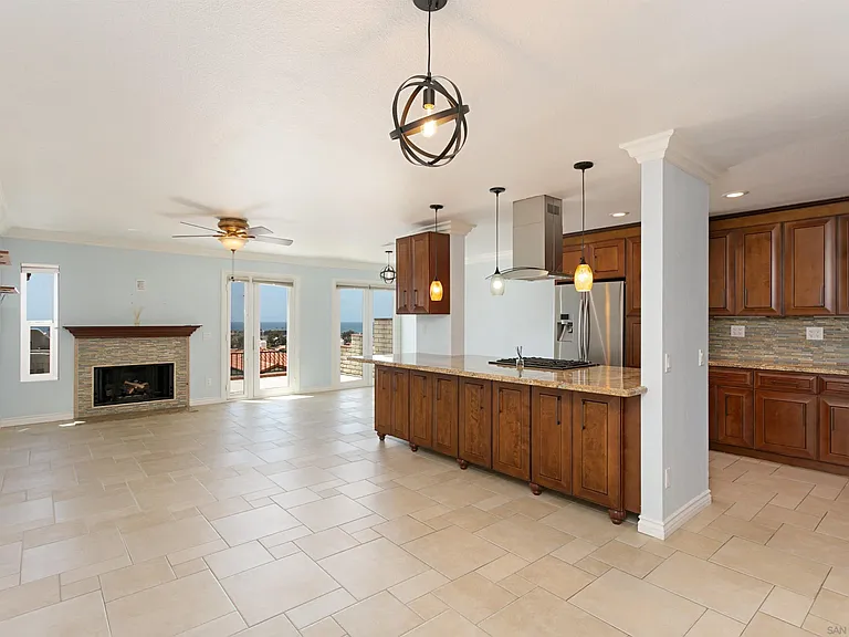 6783 Heath Ct — Photo 16