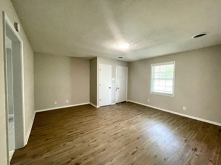 781 Rushmeade Rd — Photo 7