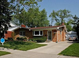 2731 Aurora St, Ann Arbor, MI 48105