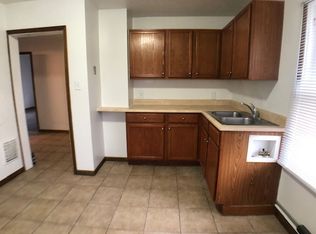 914 Broadway St APT 2, Niles, MI 49120