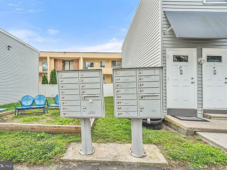 415 Hamilton Ave — Photo 17