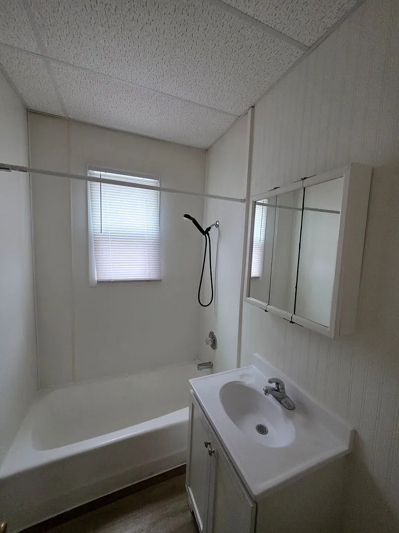 826 Wright Street — Photo 4