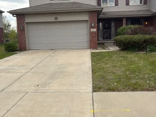 20878 Barker St, Lynwood, IL 60411