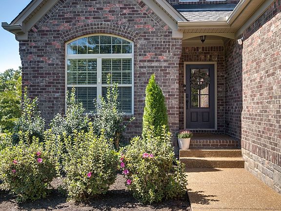 5th image of 101 Tipperton Ct