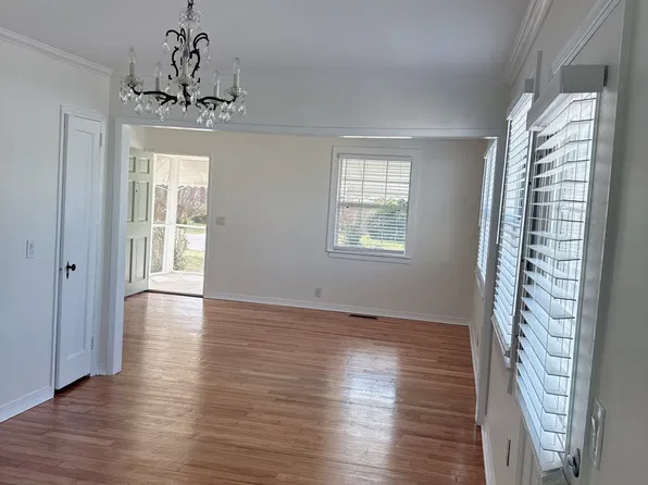 4625 Riverdale Rd, Jacksonville, FL 32210