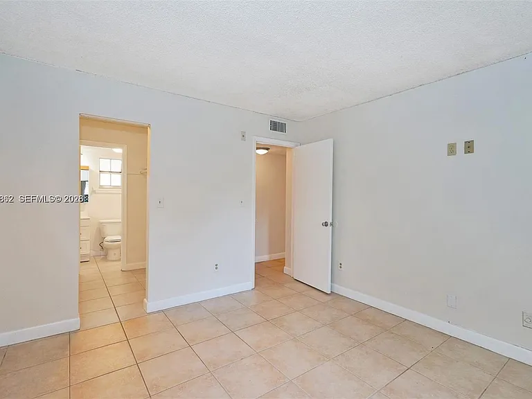 8500 SW 109th Ave #6-102 — Photo 27