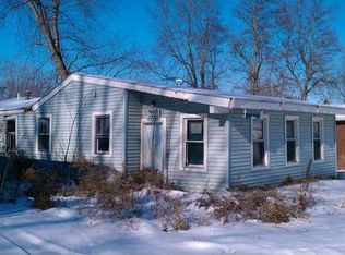 732 S April Dr, Cromwell, IN