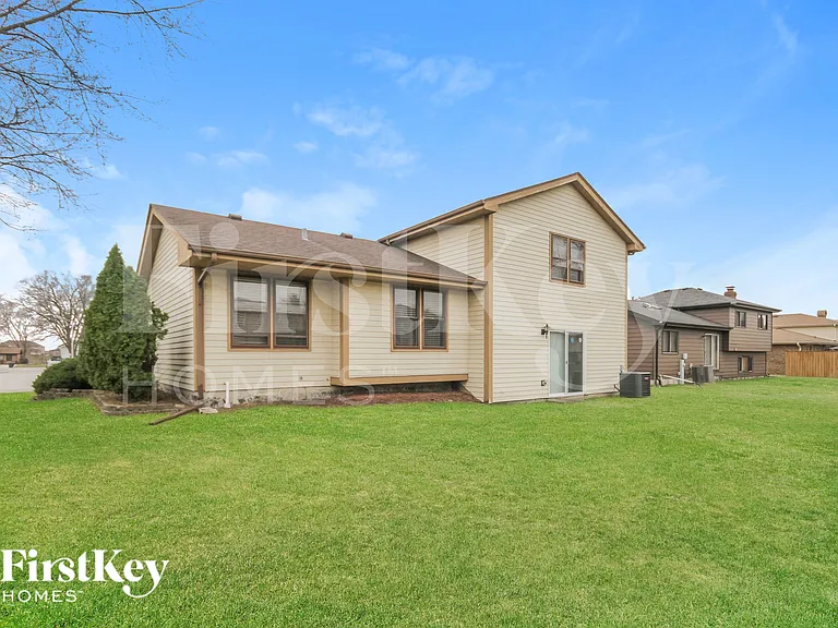 6048 White Birch Ln — Photo 18