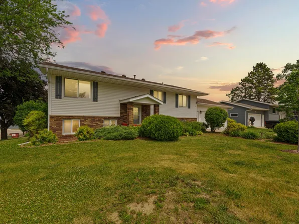1114 N High St, Lake City, MN 55041