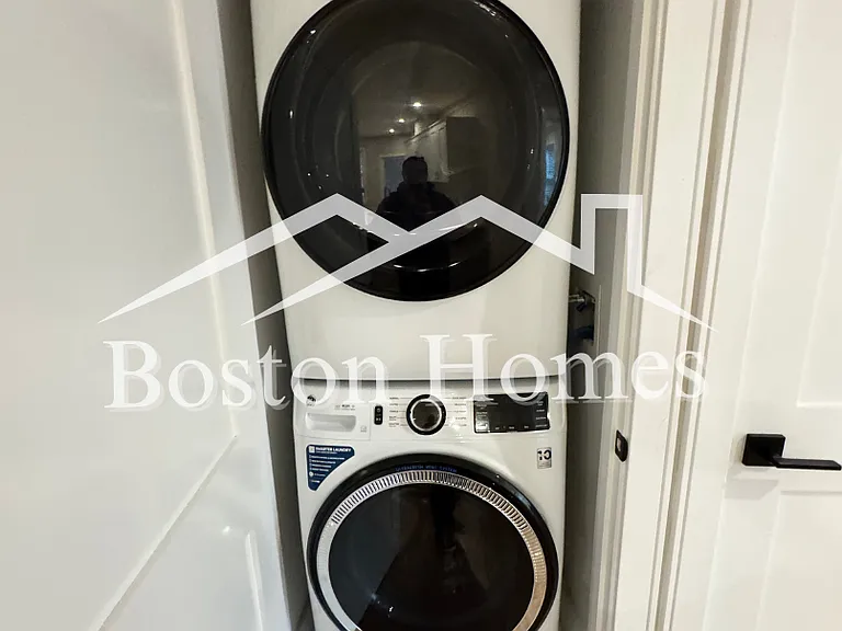 164 Allston St #4 — Photo 4