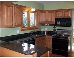 1st image of 2465 Traver Blvd