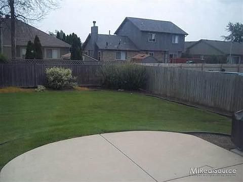 3rd image of 49300 Stratford Dr