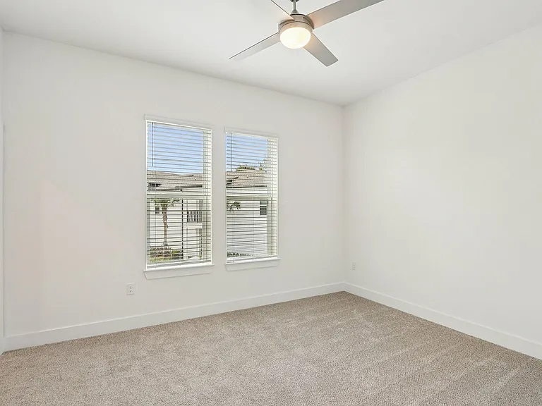 36-web-or-mls-3730 Dupont Ave Unit 5202-S1508-014