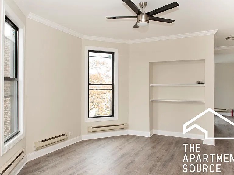 2855 N Mildred Ave #3 — Photo 4