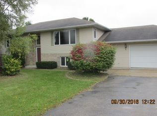 1683 Lyondale Ct, Burlington, WI 53105