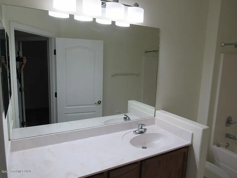 1741 Bridgeport Cir — Photo 30