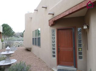 1335 Fairway Village Dr, Las Cruces, NM 88007