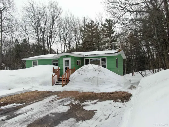 34 Horseshoe Lake Cir, Negaunee, MI 49866