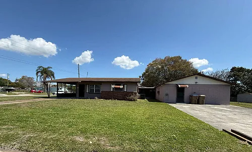 2633 Coral Ave Photo 1