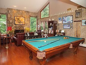 2nd image of 87 Willow Dr