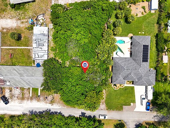 3rd image of 2508 Tamarind Drive