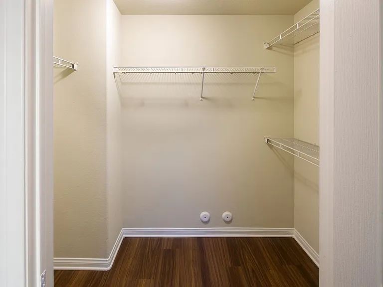 Walk-in closet
