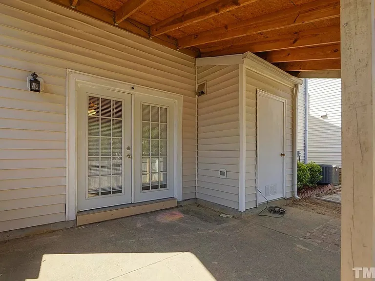 3615 Sana Ct — Photo 20