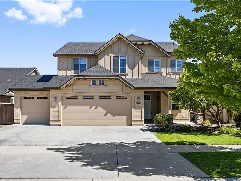1250 W Laughton Dr — Photo 1