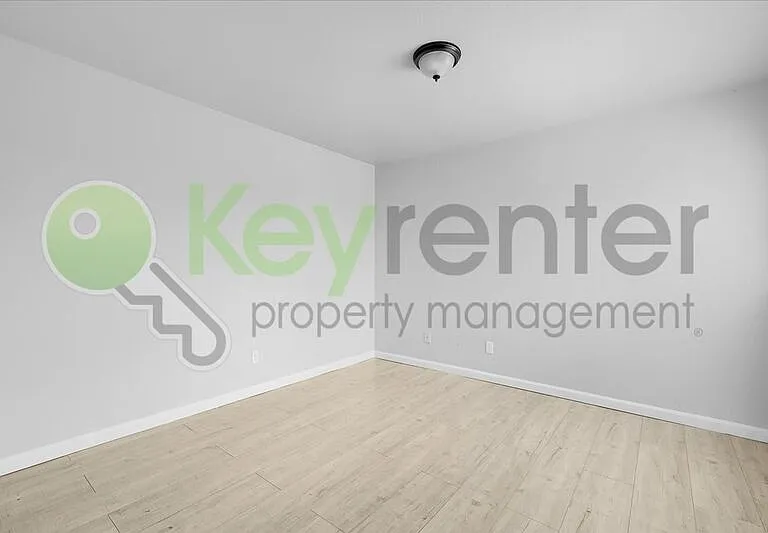 5726 Falconer Way #6 — Photo 11