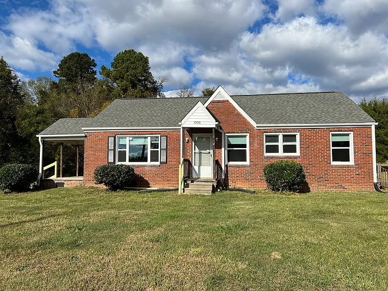 1706 Community Rd — Photo 2