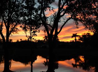 868 Summerfield Dr, Naples, FL 34120