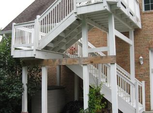 27671 Gum Spring Rd, Chantilly, VA 20152