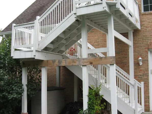 27671 Gum Spring Rd, Chantilly, VA 20152