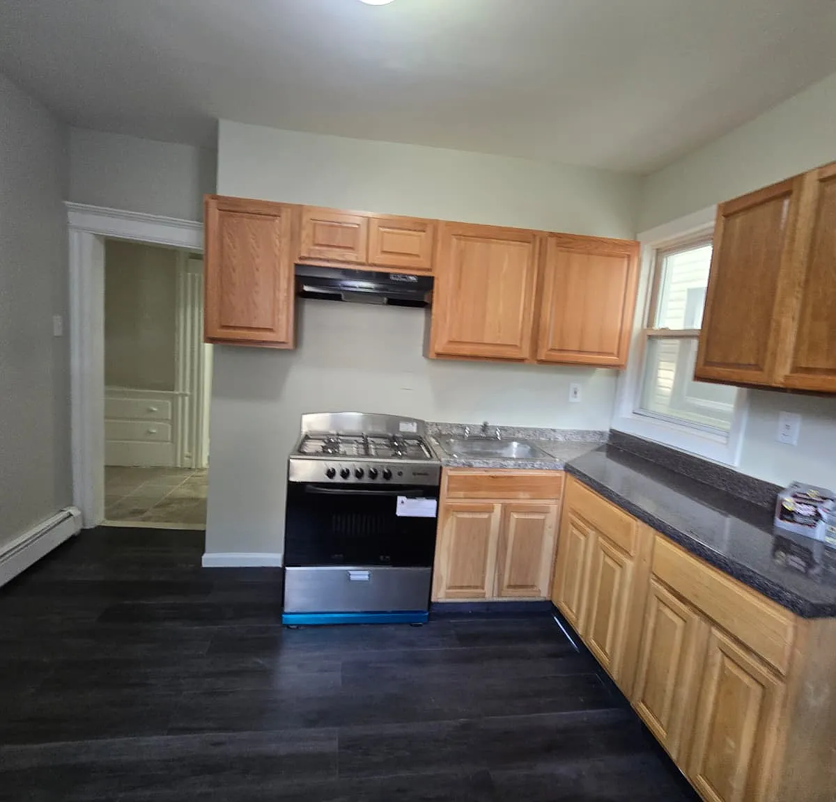 3 bed, $1,995 — Photo 1