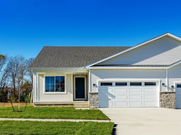 6570 NE 11th Ct, Des Moines, IA 50313