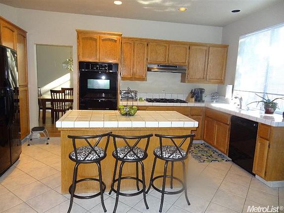 5th image of 2311 Heron Court