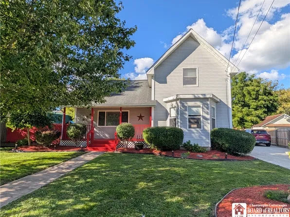54 Maple Ave, Springville, NY 14141