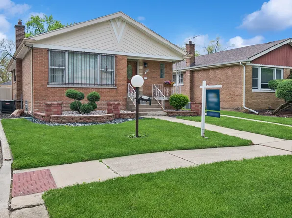 256 Calumet Blvd, Harvey, IL 60426