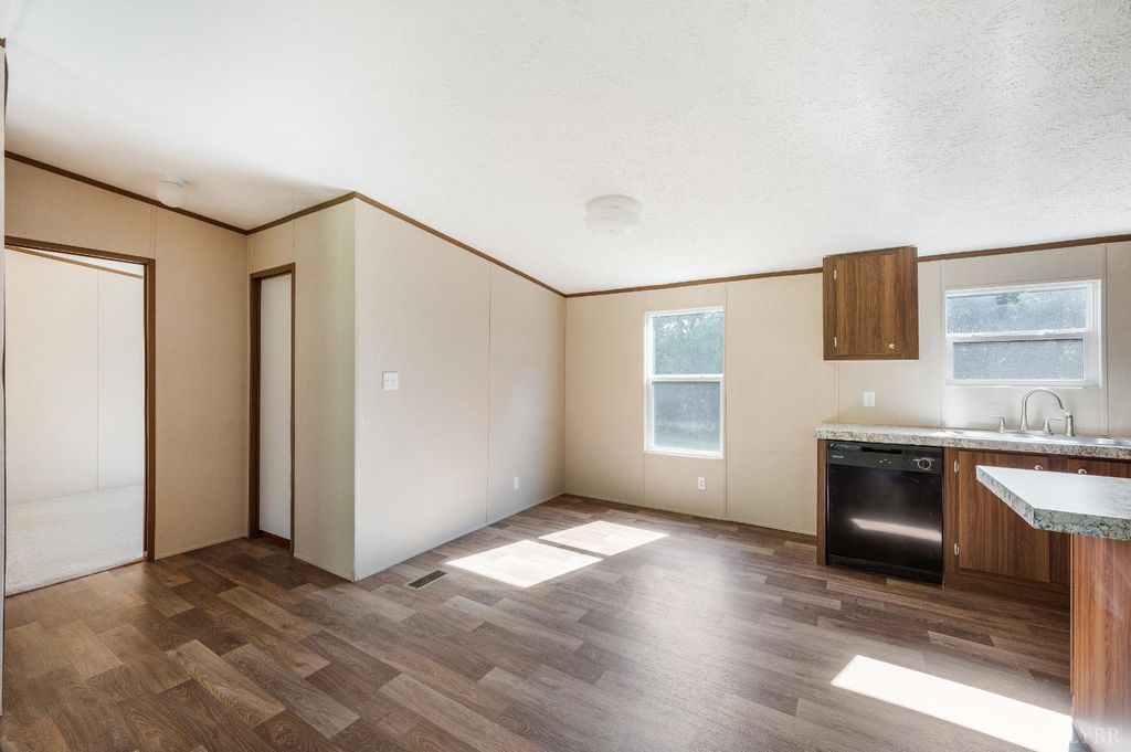 5046 Red House Rd, Appomattox, VA - View 6