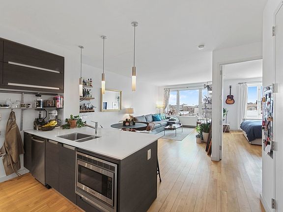 4th image of 545 Washington Ave APT 609