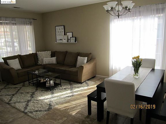 5th image of 4031 Roberts Ct