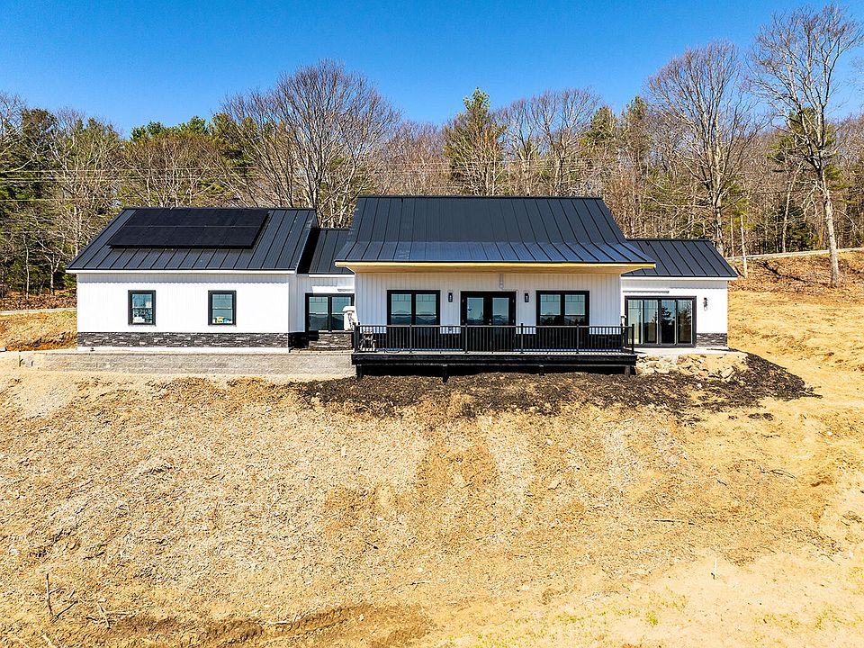1st image of 740 Pinnacle Road