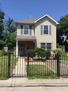 453 S 17th St, Newark, NJ, 07103